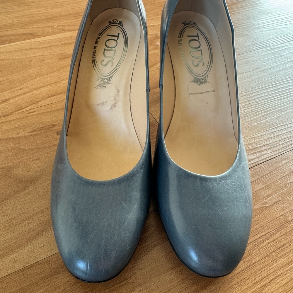 Tod’s shoes, Tod’s Cute kitty heels, grey blue leather US size 6 (like new)